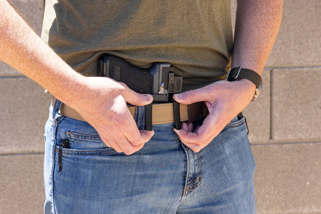 rounded gear glock holsters
